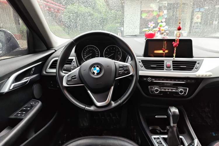 Used BMW 1 Series 2017 118i Fashion Model Steering Wheel