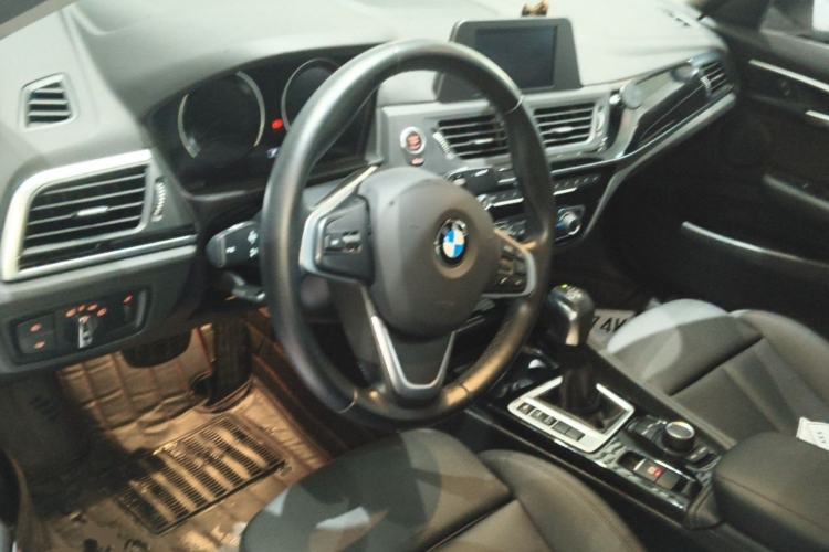 Used BMW 1 Series 2017 118i Sport Edition Steering Wheel