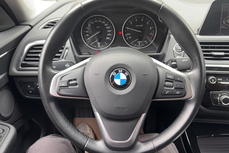 Used BMW 1 Series 2017 118i Sport Edition Steering Wheel