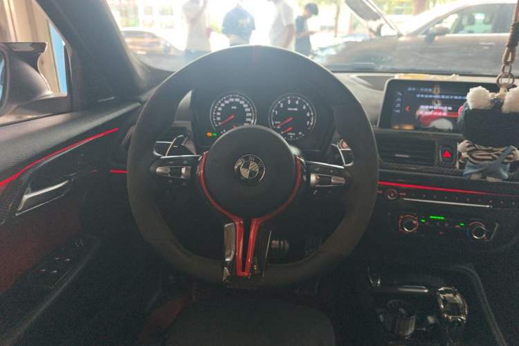 Used BMW 1 Series 2017 118i Sport Edition Steering Wheel