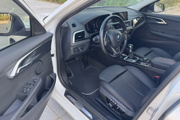 Used BMW 1 Series 2017 118i Sport Edition Steering Wheel