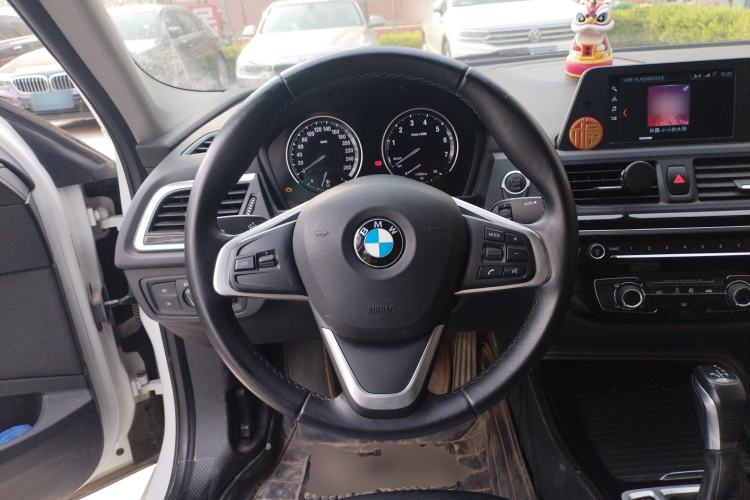 Used BMW 1 Series 2017 118i Sport Edition Steering Wheel