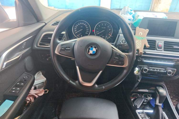 Used BMW 1 Series 2017 118i Sport Edition Steering Wheel