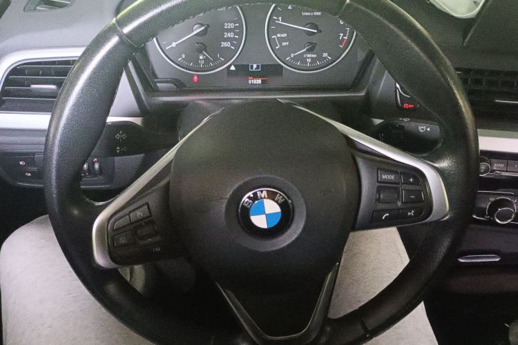 Used BMW 1 Series 2017 118i Fashion Model Steering Wheel
