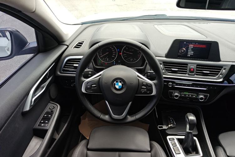 Used BMW 1 Series 2017 118i Sport Edition Steering Wheel