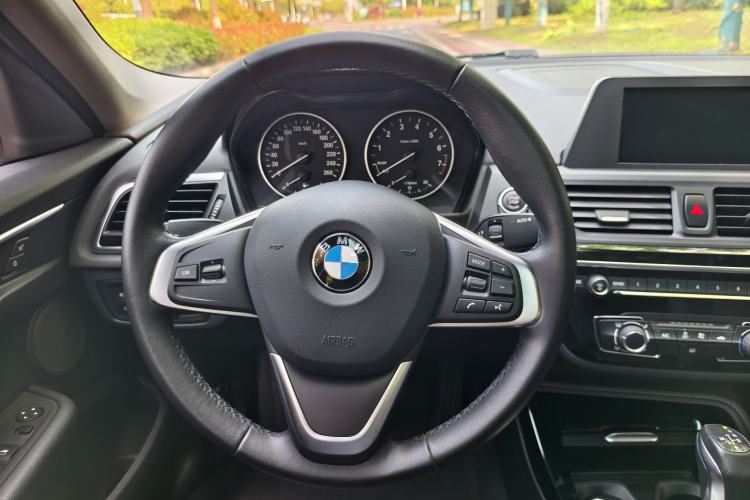 Used BMW 1 Series 2017 118i Sport Edition Steering Wheel