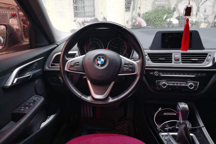 Used BMW 1 Series 2017 118i Sport Edition Steering Wheel
