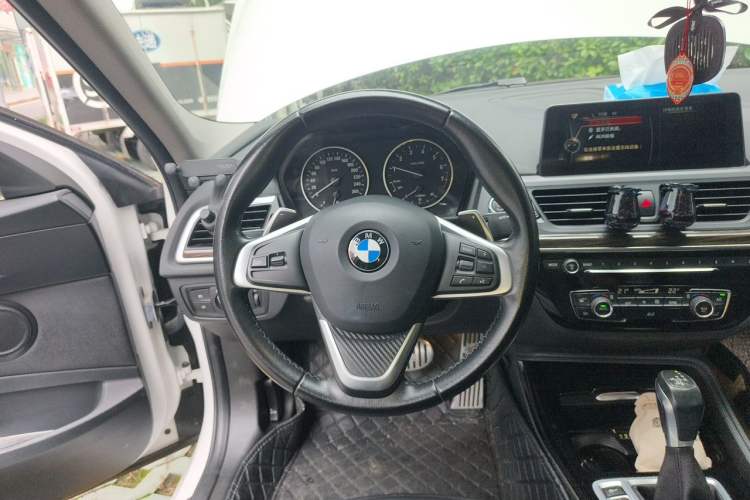 Used BMW 1 Series 2017 120i Design Package Model Steering Wheel