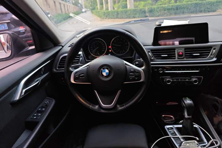Used BMW 1 Series 2017 118i Sport Edition Steering Wheel