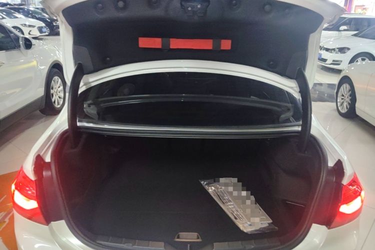 Used BMW 1 Series 2017 118i Design Package Model Trunk