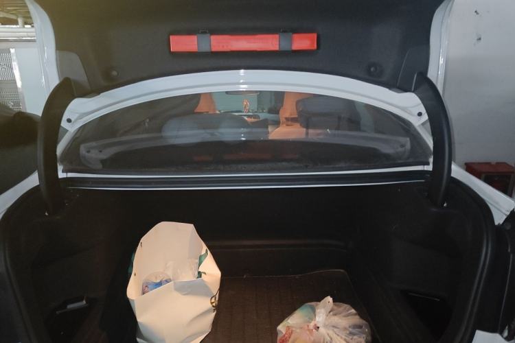Used BMW 1 Series 2017 118i Fashion Model Trunk