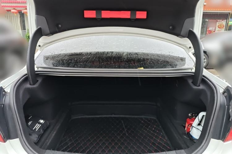 Used BMW 1 Series 2017 118i Fashion Model Trunk