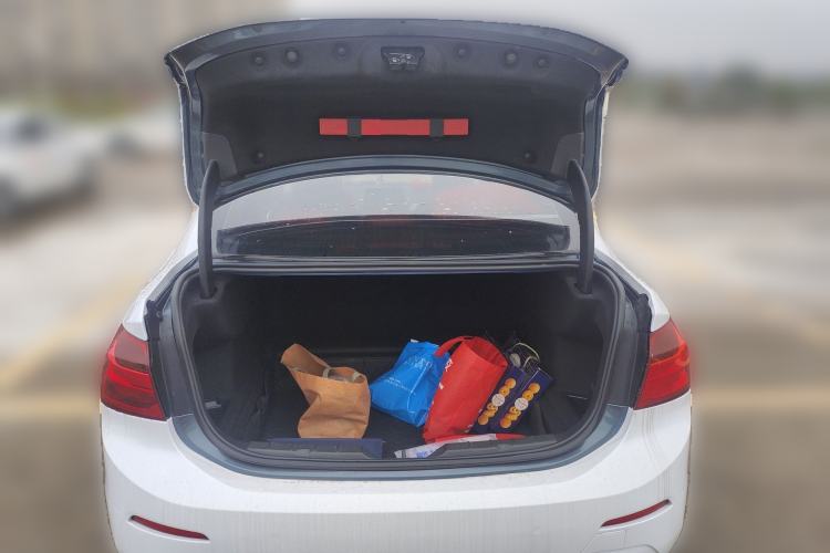 Used BMW 1 Series 2017 118i Fashion Model Trunk