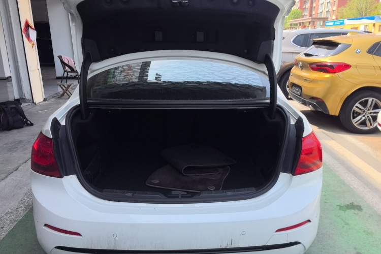 Used BMW 1 Series 2017 118i Design Package Model Trunk