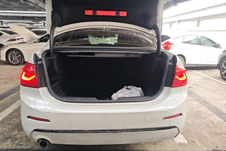 Used BMW 1 Series 2017 118i Sport Edition Trunk