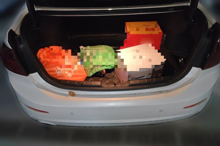 Used BMW 1 Series 2017 118i Fashion Model Trunk