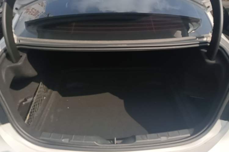 Used BMW 1 Series 2017 118i Sport Edition Trunk