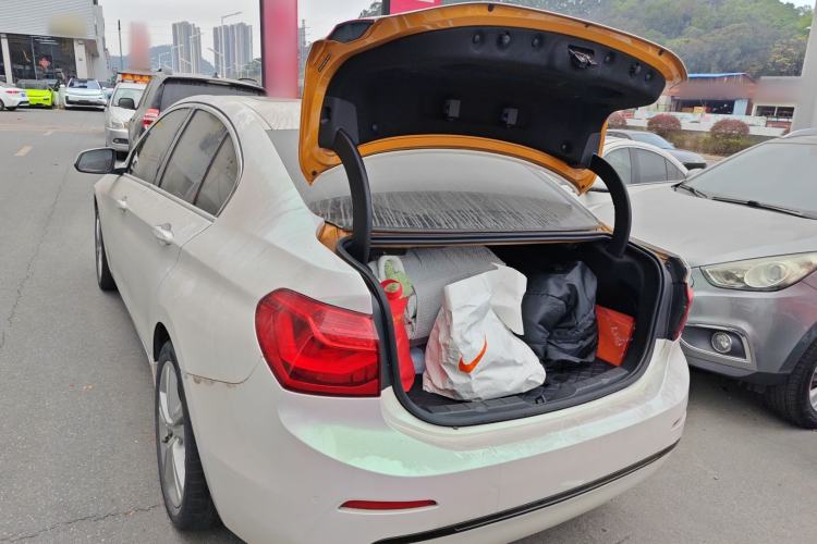Used BMW 1 Series 2017 118i Design Package Model Trunk