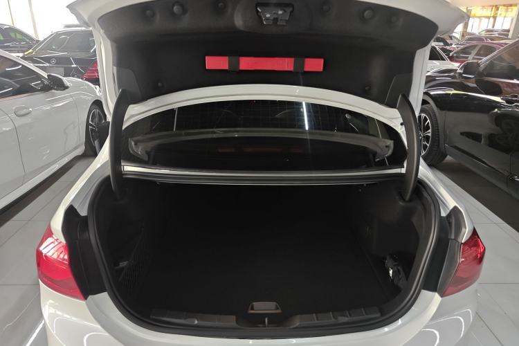 Used BMW 1 Series 2017 118i Design Package Model Trunk