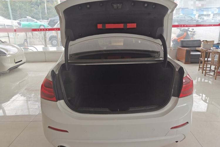 Used BMW 1 Series 2017 118i Fashion Model Trunk