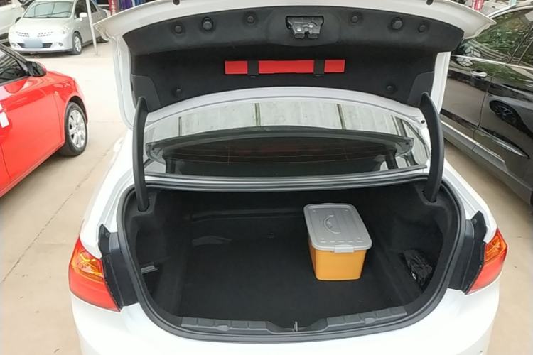 Used BMW 1 Series 2017 118i Fashion Model Trunk