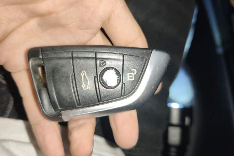 Used BMW 1 Series 2017 118i Sport Edition Vehicle Key