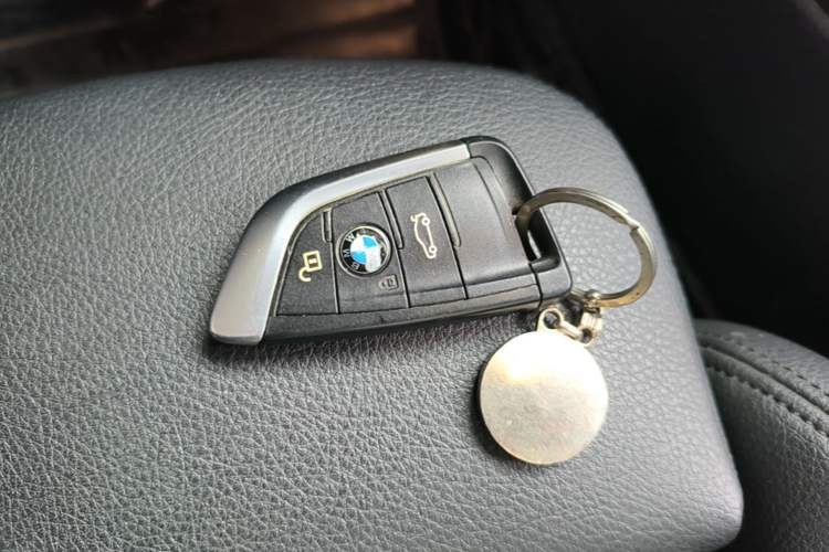 Used BMW 1 Series 2017 118i Sport Edition Vehicle Key