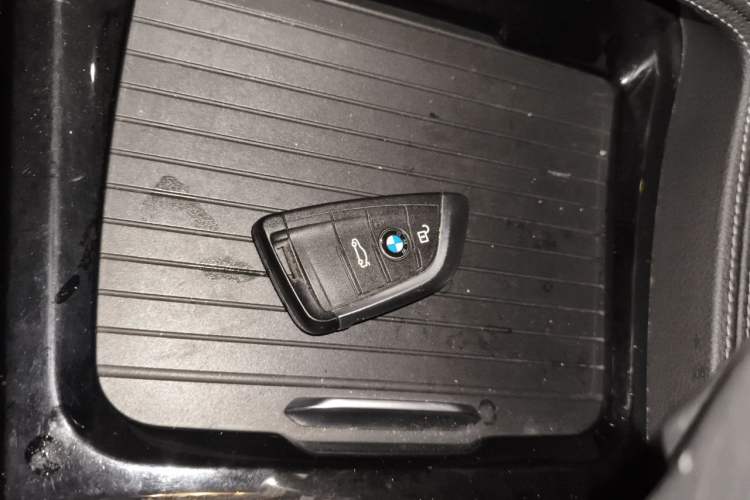 Used BMW 1 Series 2017 118i Sport Edition Vehicle Key
