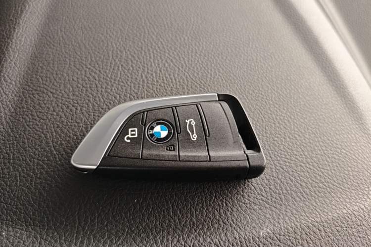 Used BMW 1 Series 2017 118i Sport Edition Vehicle Key