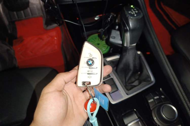 Used BMW 1 Series 2017 118i Sport Edition Vehicle Key