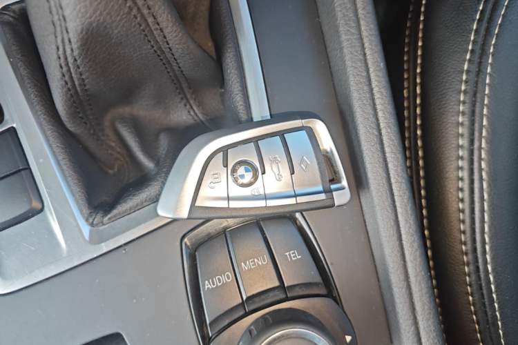 Used BMW 1 Series 2017 118i Fashion Model Vehicle Key