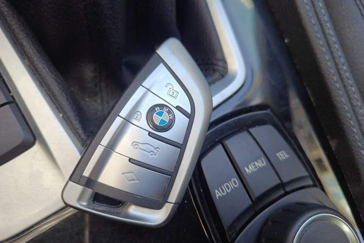 Used BMW 1 Series 2017 118i Sport Edition Vehicle Key