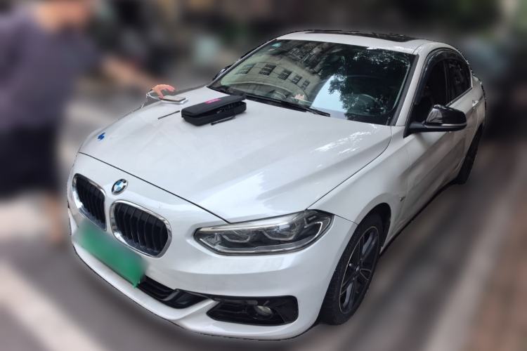 Used BMW 1 Series 2017 118i Sport Edition Guazi used car, China used car export, Used car for sale, Used cars, Cheapest cars for sale