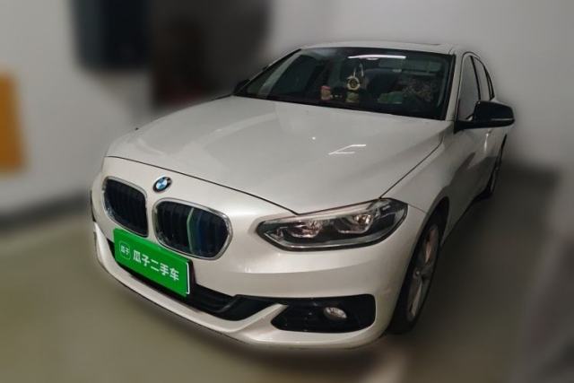 BMW 1 Series 2017 118i Sport Edition usata