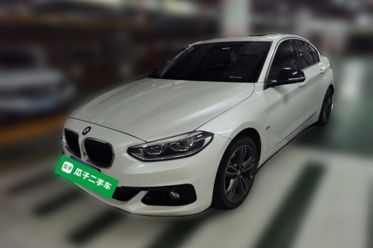 BMW 1 Series 2017 118i Sport Edition d’occasion Guazi used car, China used car export, Used car for sale, Used  cars, Cheapest cars for sale