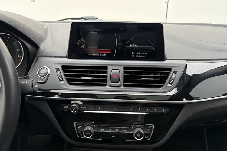 Used BMW 1 Series 2017 120i Design Package Model Audio And AC Panel