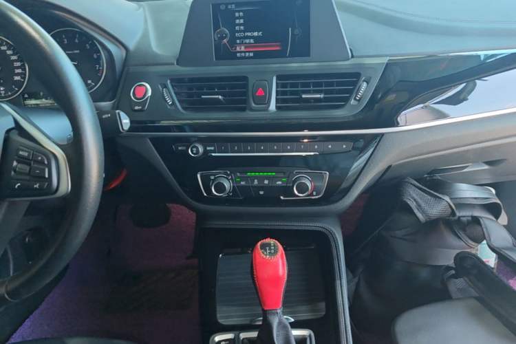 Used BMW 1 Series 2017 118i Sport Edition Audio And AC Panel