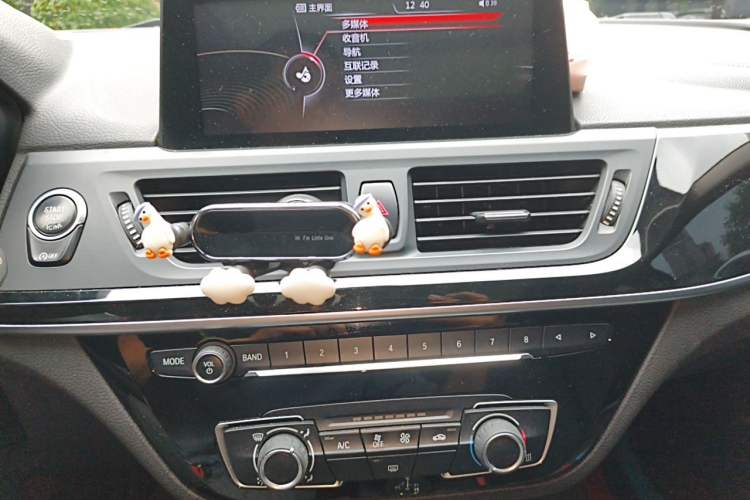 Used BMW 1 Series 2017 118i Sport Edition Audio And AC Panel