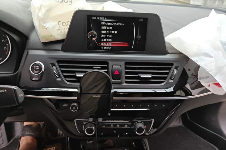 Used BMW 1 Series 2017 118i Sport Edition Audio And AC Panel