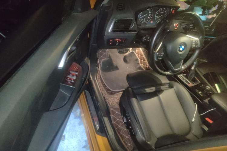 Used BMW 1 Series 2017 118i Sport Edition Driver Seat