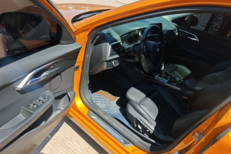 Used BMW 1 Series 2017 118i Sport Edition Driver Seat