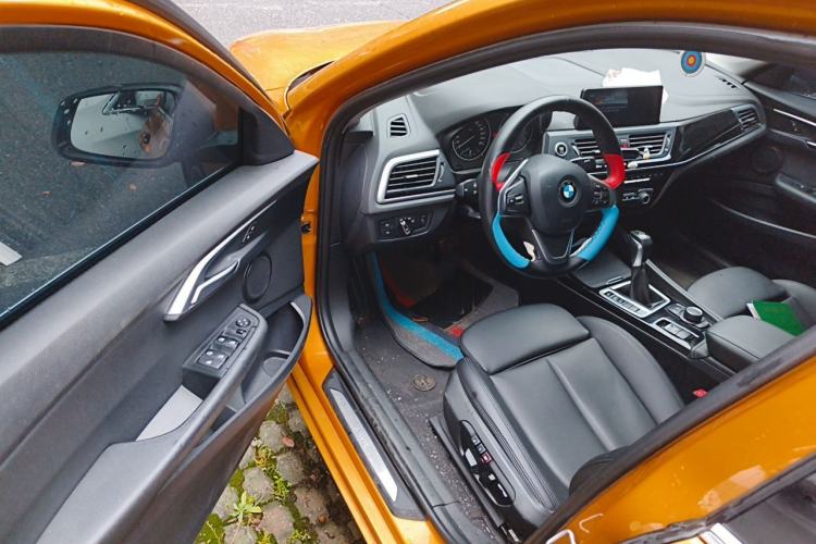 Used BMW 1 Series 2017 118i Sport Edition Driver Seat
