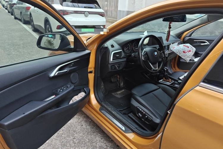 Used BMW 1 Series 2017 118i Sport Edition Driver Seat