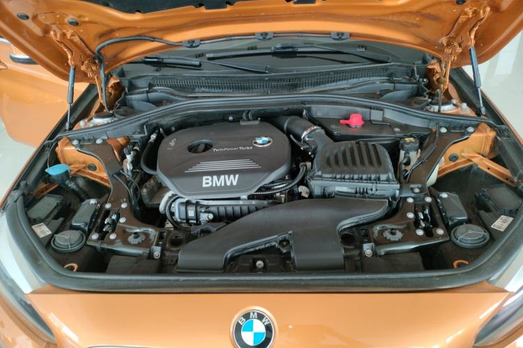 Used BMW 1 Series 2017 118i Fashion Model Engine Bay