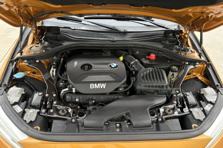 Used BMW 1 Series 2017 120i Design Package Model Engine Bay