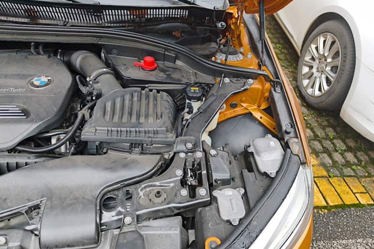 Used BMW 1 Series 2017 118i Sport Edition Engine Bay Left