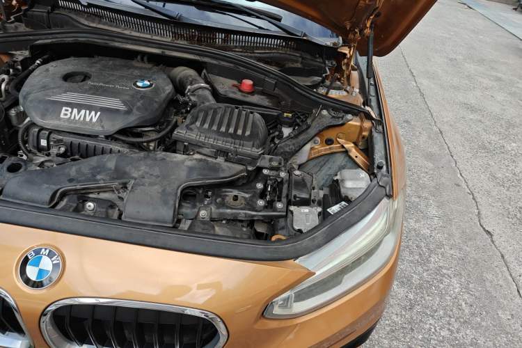 Used BMW 1 Series 2017 118i Sport Edition Engine Bay Left