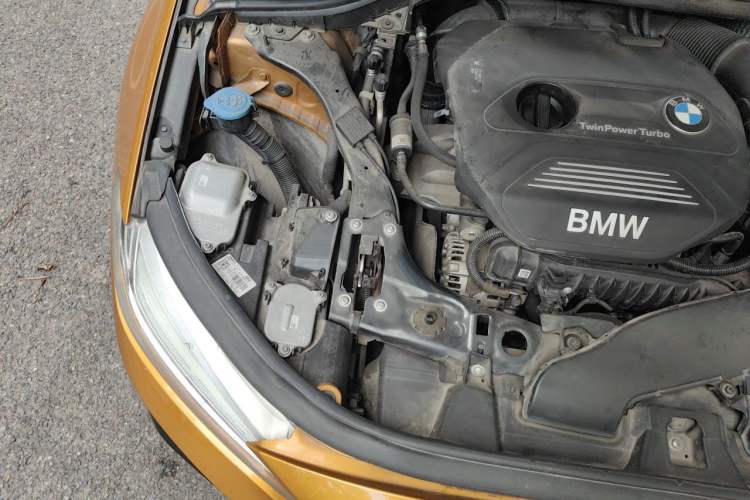 Used BMW 1 Series 2017 118i Design Package Model Engine Bay Right