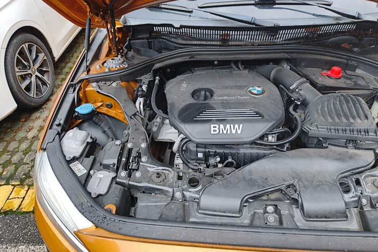 Used BMW 1 Series 2017 118i Sport Edition Engine Bay Right