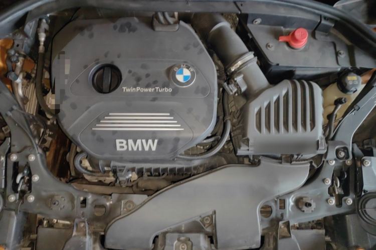Used BMW 1 Series 2017 118i Fashion Model Engine Bay